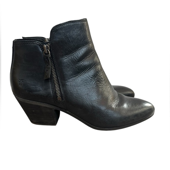 Frye Judith Double zip ankle Boot in Black 9.5 Bootie - Picture 2 of 8